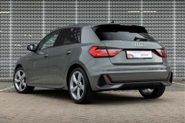 Audi A1 (2025) thumbnail 4