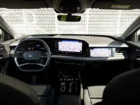 Audi Q6 e-tron (2025) thumbnail 24