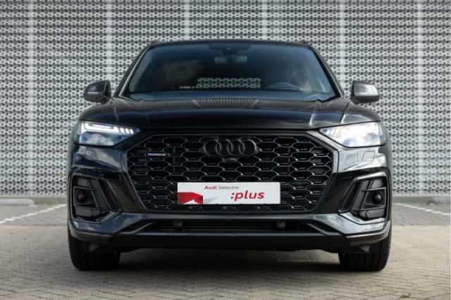 Audi Q5 (2021) thumbnail 2