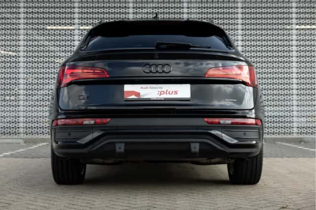 Audi Q5 (2021) thumbnail 6