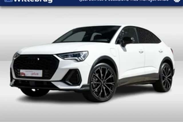 Audi Q3 (2023) thumbnail 1