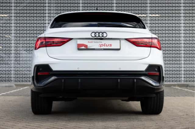 Audi Q3 (2023) thumbnail 6