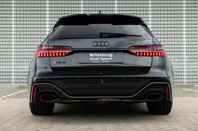 Audi RS 6 (2022) thumbnail 6