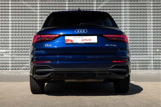Audi Q3 (2022) thumbnail 6