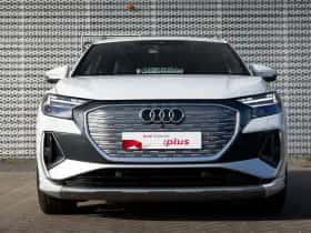 Audi Q4 e-tron (2024) thumbnail 2