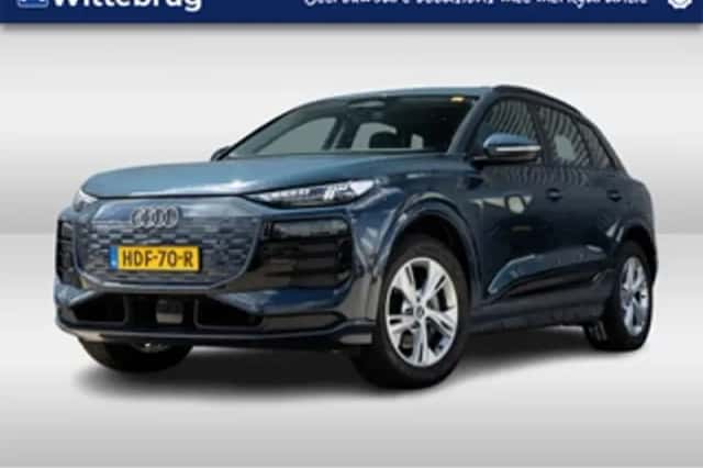 Audi Q6 e-tron (2025) thumbnail 1