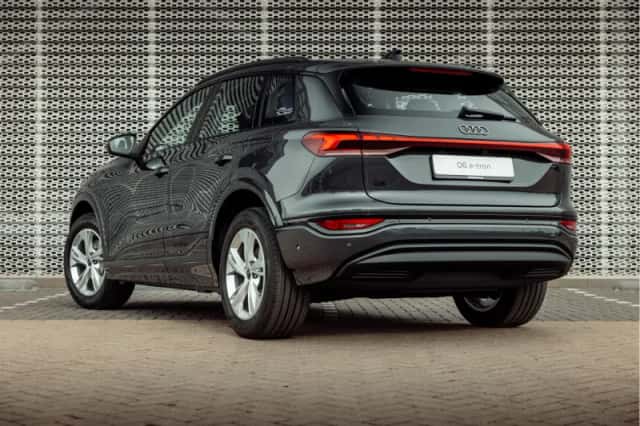 Audi Q6 e-tron (2025) thumbnail 3