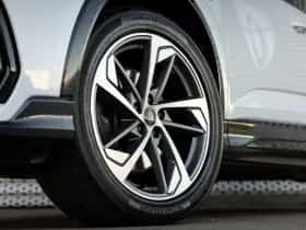 Audi Q3 (2021) thumbnail 6