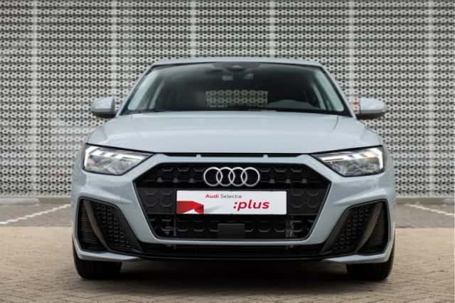 Audi A1 (2025) thumbnail 2