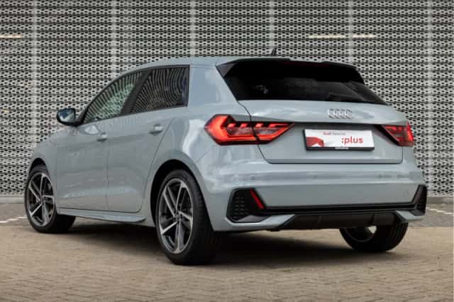 Audi A1 (2025) thumbnail 4