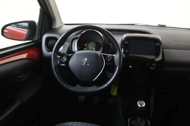 Peugeot 108 (2021) thumbnail 5