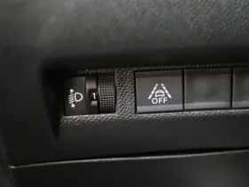 Peugeot 208 (2023) thumbnail 28
