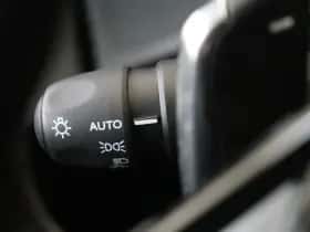 Peugeot 208 (2023) thumbnail 30