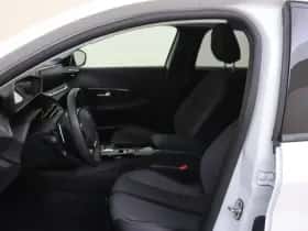 Peugeot 208 (2023) thumbnail 10