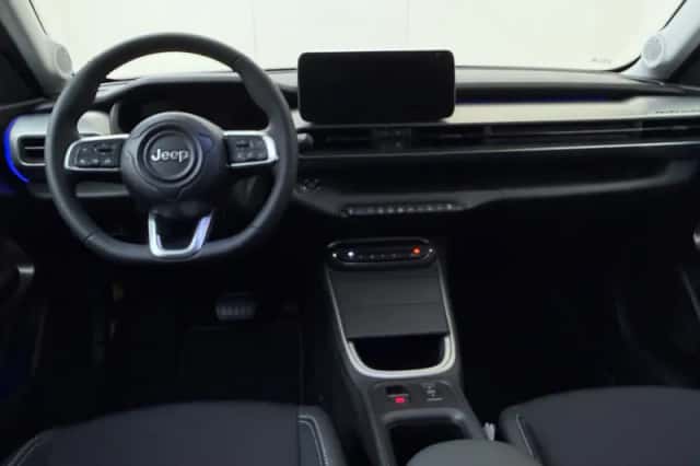 Jeep Avenger (2025) thumbnail 5