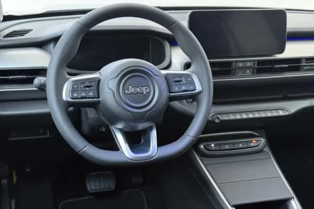 Jeep Avenger (2025) thumbnail 6