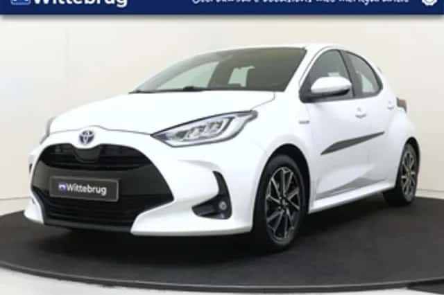 Toyota Yaris (2020) thumbnail 1