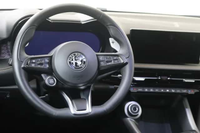Alfa Romeo Tonale (2025) thumbnail 6