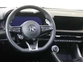 Alfa Romeo Tonale (2025) thumbnail 6