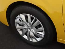 Peugeot 208 (2022) thumbnail 31