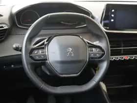 Peugeot 208 (2022) thumbnail 6