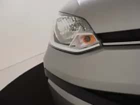 Volkswagen Up! (2023) thumbnail 13