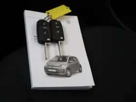 Volkswagen Up! (2023) thumbnail 20