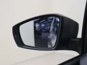 Volkswagen Up! (2023) thumbnail 22