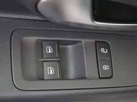 Volkswagen Up! (2023) thumbnail 24