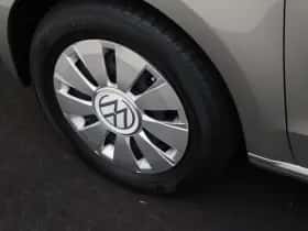Volkswagen Up! (2023) thumbnail 26