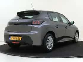 Peugeot 208 (2023) thumbnail 11