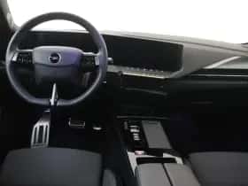 Opel Astra (2023) thumbnail 5