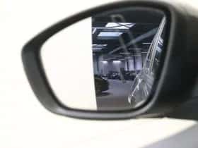 Peugeot 208 (2021) thumbnail 28