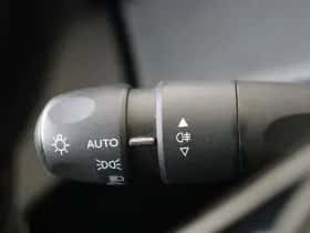 Peugeot 208 (2021) thumbnail 29