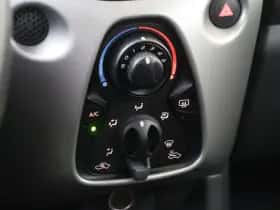 Peugeot 108 (2015) thumbnail 18