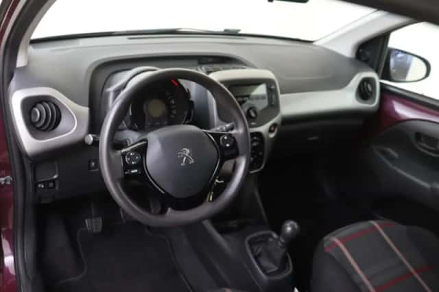 Peugeot 108 (2015) thumbnail 5