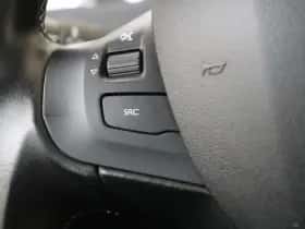 Peugeot 2008 (2019) thumbnail 22