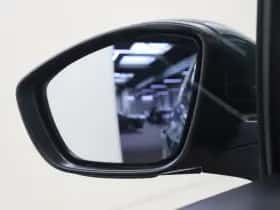 Peugeot 2008 (2019) thumbnail 28