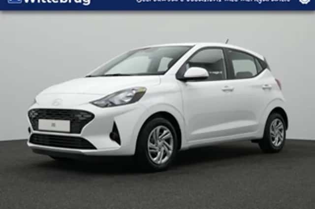 Hyundai i10 (2024) thumbnail 1