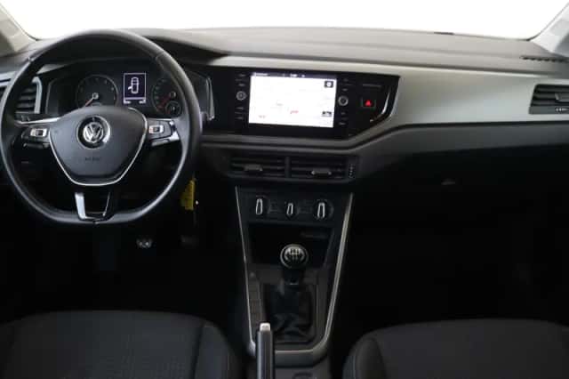 Volkswagen Polo (2019) thumbnail 5