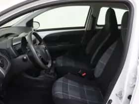 Peugeot 108 (2017) thumbnail 10