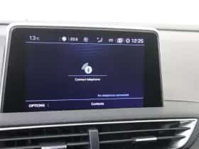 Peugeot 3008 (2019) thumbnail 17