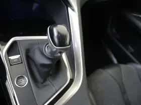 Peugeot 3008 (2019) thumbnail 19