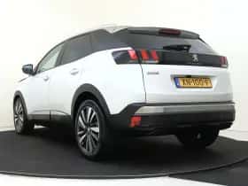 Peugeot 3008 (2019) thumbnail 4