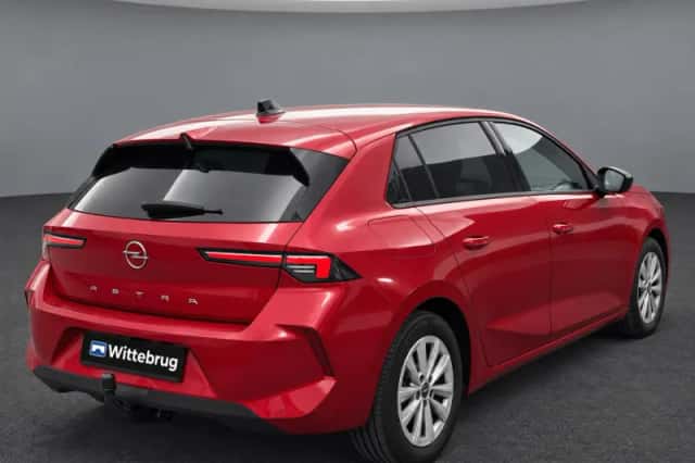Opel Astra (2023) thumbnail 3