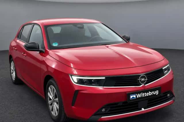 Opel Astra (2023) thumbnail 4