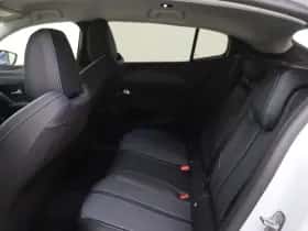 Peugeot 408 (2025) thumbnail 12