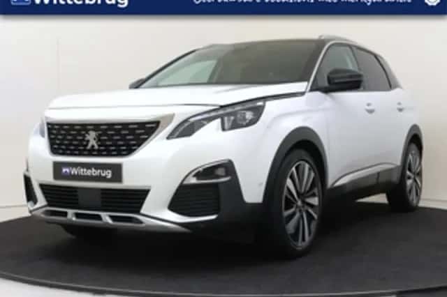 Peugeot 3008 (2018) thumbnail 1