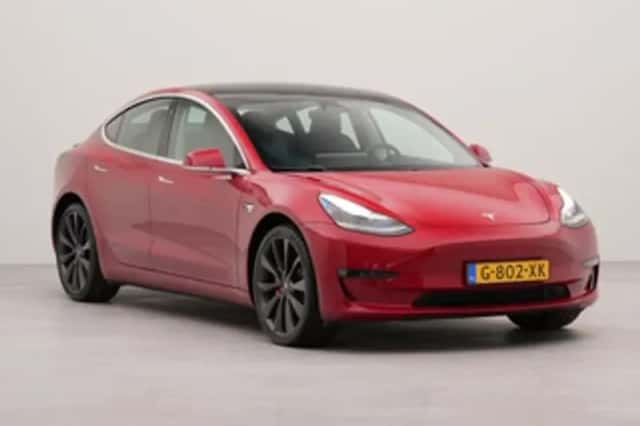Tesla Model 3 (2019) thumbnail 3
