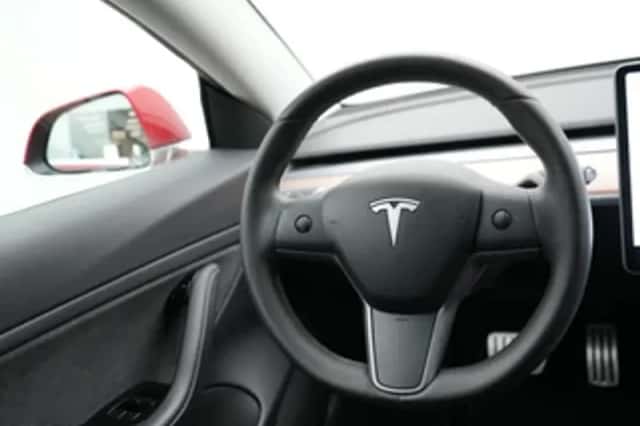 Tesla Model 3 (2019) thumbnail 6